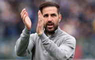 Como chốt tương lai Fabregas trước tin đồn dẫn dắt Chelsea