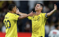 Ronaldo sáng cửa lập cú đúp danh hiệu cùng Al Nassr