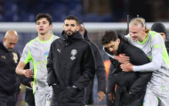 Thắng nhọc Burnley, Man City bị Neville dội gáo nước lạnh