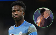Lộ clip Vinicius hích vai chủ tịch Perez, trái ngược với Mbappe
