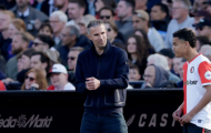 Van Persie ngỡ ngàng trước siêu phẩm của học trò