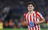 Romano làm rõ vụ Barca tranh Alvarez với Arsenal