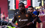 Nghỉ 424 ngày, sao Hull City đứt dây chằng lần 2 sau 11 phút tái xuất