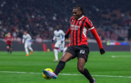 MU tính dùng Zirkzee đổi lấy Rafael Leao