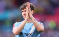 Romano hé lộ tương lai Stones rời Man City