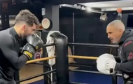 Rayan Cherki gây sốt với đoạn video tập boxing điêu luyện