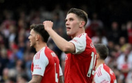 Arsenal nới rộng cách biệt, Redknapp chọn Pháo thủ vô địch
