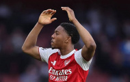 Sao trẻ Arsenal xúc động khi được fan Emirates hô vang tên