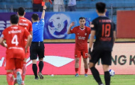 Thẻ đỏ tai hại khiến Thể Công Viettel bị Ninh Bình cầm hòa
