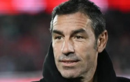Robert Pires khẳng định Arsenal ưu tiên Ngoại hạng Anh hơn C1