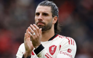 Fan MU mỉa mai hành động cay cú của Szoboszlai tại Old Trafford