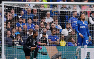 Carragher chê hàng thủ Chelsea lười biếng và vô kỷ luật