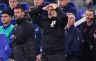 Khoảnh khắc Pep Guardiola sốc và uống nước gây bão mạng xã hội