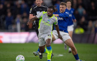 Doku rực sáng không đủ giúp Man City níu giữ quyền tự quyết