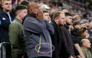 Biểu cảm bàng hoàng của fan Man City gây bão mạng sau trận hòa Everton