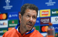 Simeone nêu lý do Atletico đổi khách sạn trước trận gặp Arsenal