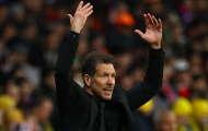 Simeone xô xát với giám đốc Arsenal ở trận bán kết Champions League