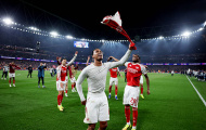 Bức tường thép đưa Arsenal vào chung kết Champions League