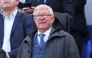 Owen sốc khi Sir Alex nhập viện sau cuộc gọi 40 phút