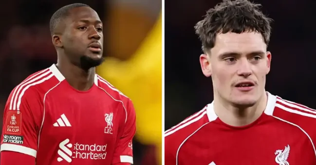 Konate, Wirtz phải tập riêng trước đại chiến Chelsea