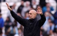 Pep Guardiola hài hước kêu gọi West Ham chặn đứng Arsenal