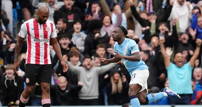 Sự tiến hóa của Doku nâng cấp hàng công Man City