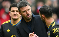 Paul Merson phản bác Michael Carrick về màn trình diễn của MU