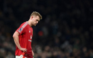 De Ligt phẫu thuật lưng, Man Utd thêm lo