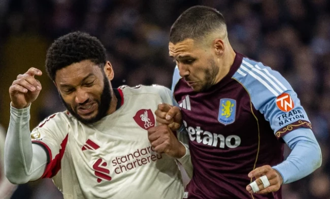 Gomez thất vọng vì sai lầm ngớ ngẩn của hàng thủ Liverpool
