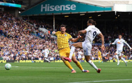 Leeds United dập tắt hy vọng Champions League của Brighton