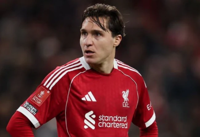 Liverpool 'bật đèn xanh' cho Federico Chiesa ra đi