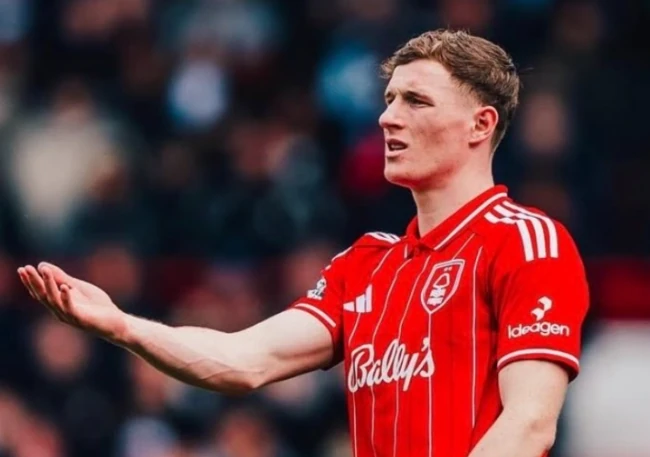 Man City đẩy nhanh thương vụ chiêu mộ Elliot Anderson