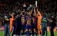Romano xác nhận Barcelona giữ chân Flick đến năm 2028