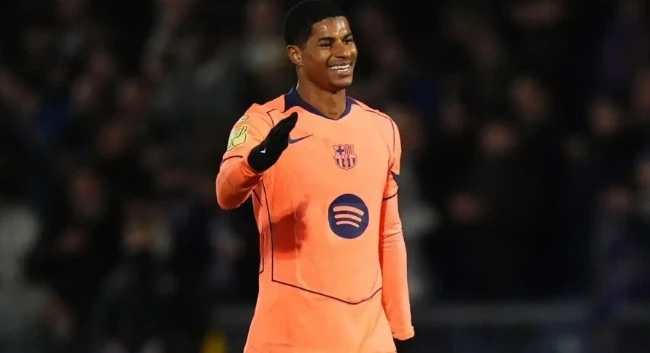 Hansi Flick 'bật đèn xanh' để Barcelona mua đứt Rashford