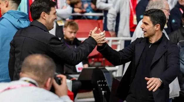 Arteta gọi điện cảm ơn Iraola vì giúp Arsenal vô địch