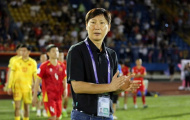 Giải mã cơn đau đầu dễ chịu của HLV Kim Sang-sik