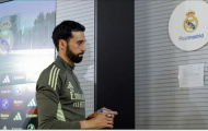 Alvaro Arbeloa bỏ buổi họp báo cuối cùng ở Real Madrid