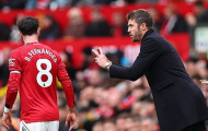 Michael Carrick tin Bruno Fernandes sẽ ở lại Man Utd