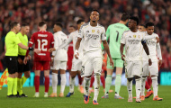 Cơn đau đầu hàng thủ và bài toán khẩn cấp ở Real Madrid