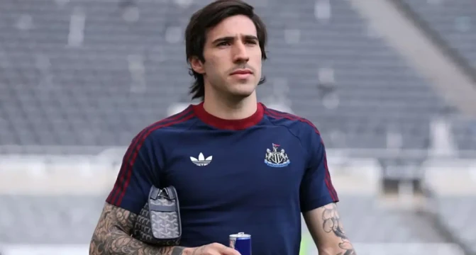 Arsenal chưa đàm phán chiêu mộ Sandro Tonali