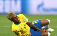 Neymar ăn vạ hay nỗ lực tuyệt vọng để bảo vệ đôi chân?