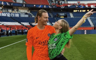 Vợ thủ môn PSG đáp trả lời đề nghị khiếm nhã trước chung kết C1