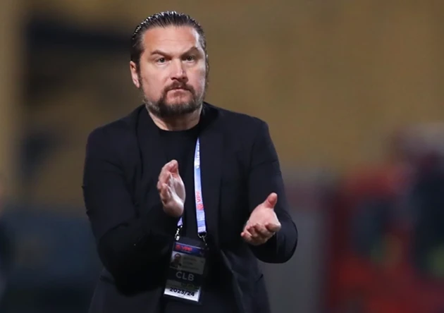 HLV Popov tố V-League cướp điểm và kiên quyết rời đi