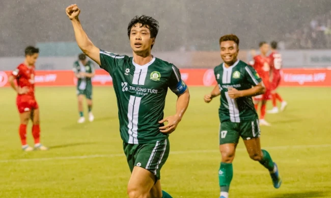 Công Phượng trở lại V-League và bài toán đẳng cấp ở tuổi 31