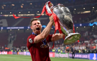 Liverpool nên thuê James Milner để thiết lập lại tiêu chuẩn phòng thay đồ