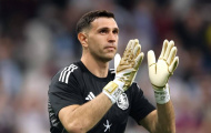 Vồ hụt Alisson, Juventus săn đón Martinez hoặc Vicario