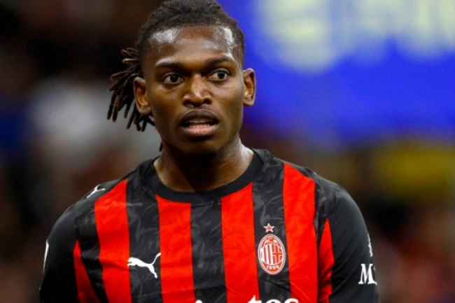 Tin đồn chuyển nhượng tối 2/6: MU đấu Arsenal vụ Leao; Bayern và PSG săn đón Martinelli