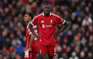 Không mua thêm trung vệ, Liverpool đang toan tính gì?