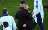 Arsenal toan tính gì cho bài toán hành lang trái mùa tới?
