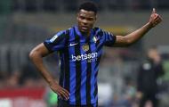 Denzel Dumfries ẩn ý chào tạm biệt Inter Milan